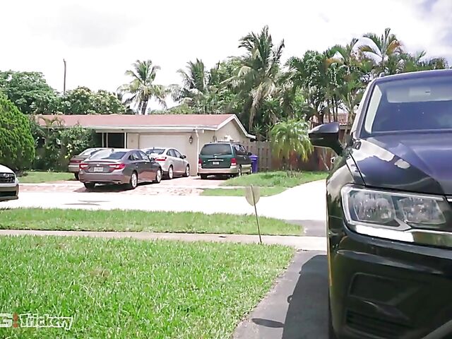 Naive tiny petite slut Vivianne Desilva sucks and fucks to buy the car she wants