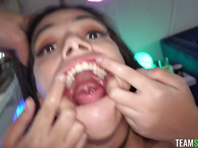 Harmony Wonder - Brown-eyed teen POV blowjob and face fuck