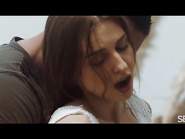 Erotic sex on the patio with sensual Jayla De Angelis