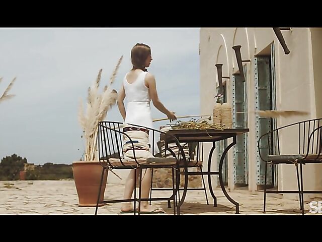 Erotic sex on the patio with sensual Jayla De Angelis