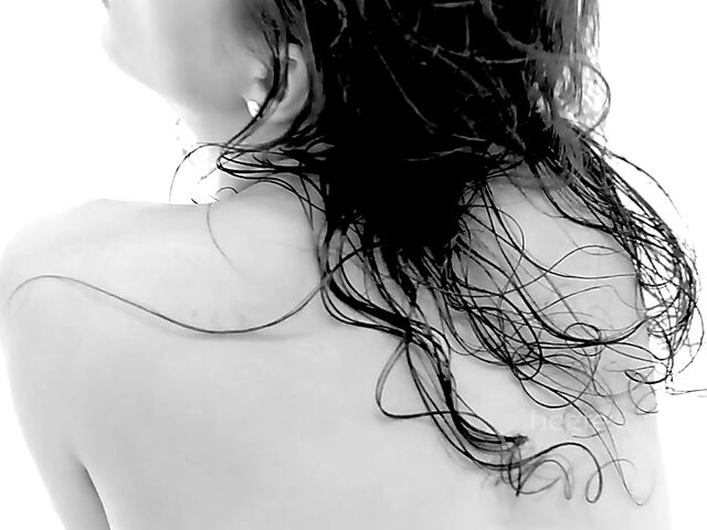 Black and white oiled solo with nude erotic model Sashenka