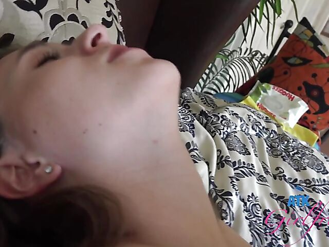 New POV girlfriend Kourtney Rae gets creampied