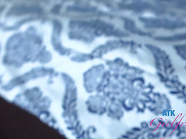 Outdoor POV shagging in the garden with Lily Adams