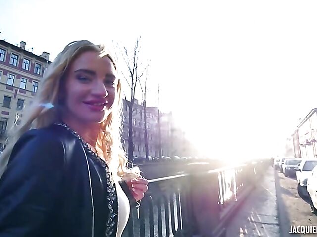 Angela, 26 - Russian blonde anal with a french guy