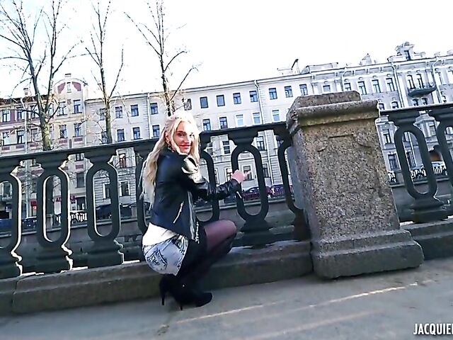 Angela, 26 - Russian blonde anal with a french guy