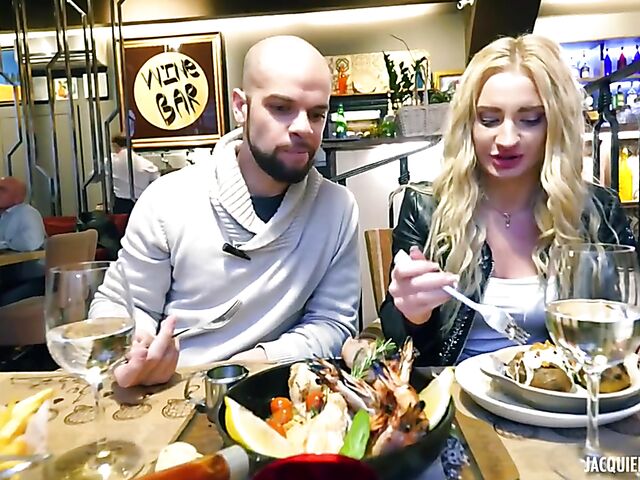Angela, 26 - Russian blonde anal with a french guy