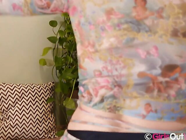 Hairy redhead Luci Q changes clothes and toys her beaver