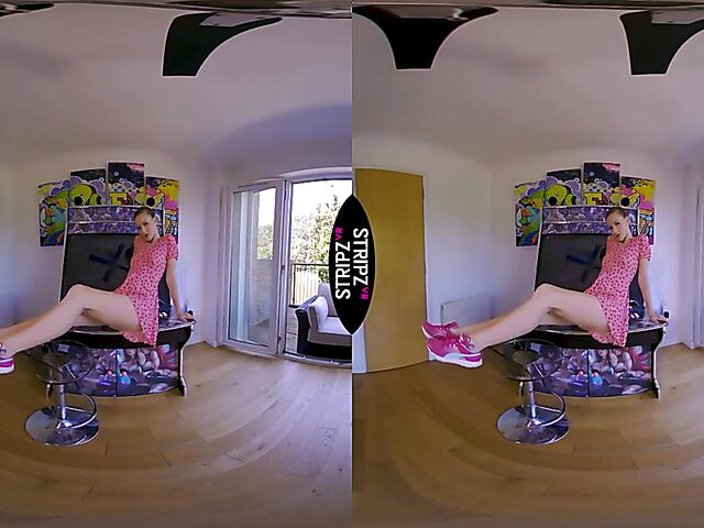 Get your VR glasses ready to watch Gracie Love take off her sexy dress