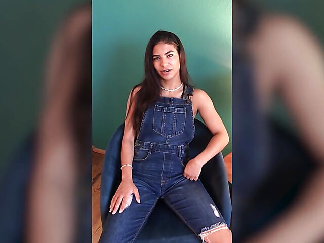 Erotic solo body painting with Daniella Vioti