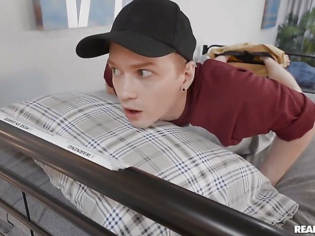 Ariana Aimes & Cali Caliente - Bunk bed FFM ebony 3some white a white dick