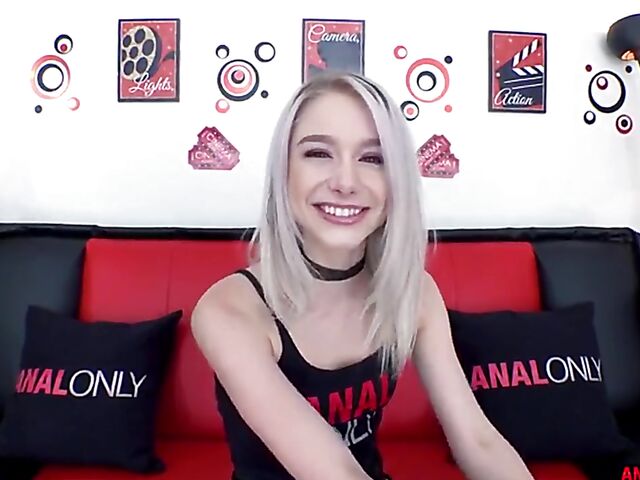 Close up anal fucking and ass creampie for Scarlett Hampton