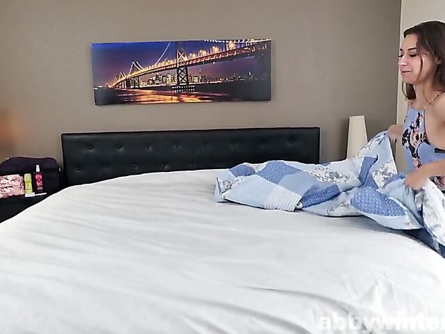 Flexible teen Nicole T shows her young pussy in bed