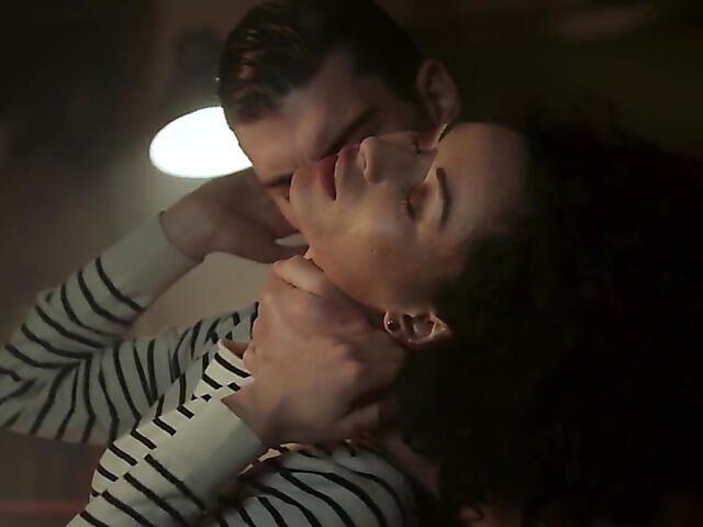 Curly Stacy Bloom's sensual sex fantasy