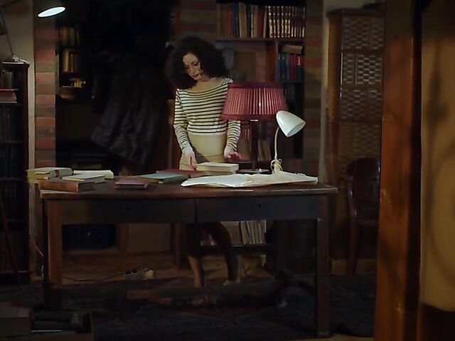 Curly Stacy Bloom's sensual sex fantasy