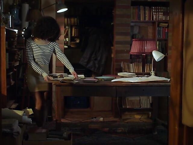 Curly Stacy Bloom's sensual sex fantasy