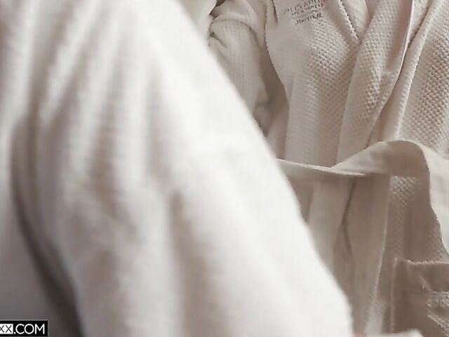 All natural cutie with pierced nipples Honey Hayes gets a pounding