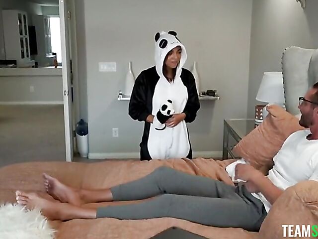 Exotic petite girl Zerella Skies fucks like a panda