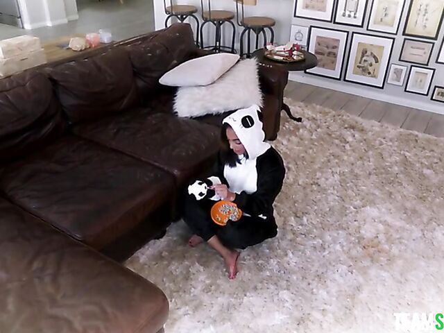 Exotic petite girl Zerella Skies fucks like a panda