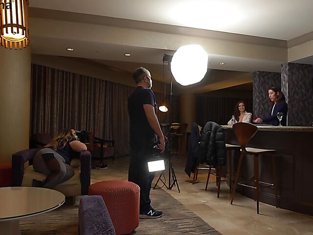 Behind porn shoot with natural pornstar Spencer Bradley