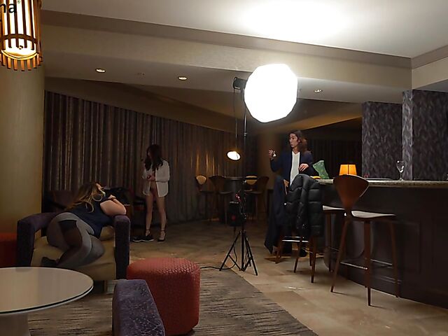 Behind porn shoot with natural pornstar Spencer Bradley