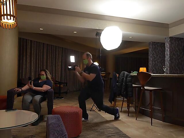 Behind porn shoot with natural pornstar Spencer Bradley