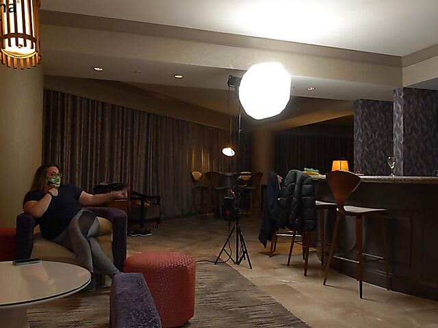 Behind porn shoot with natural pornstar Spencer Bradley