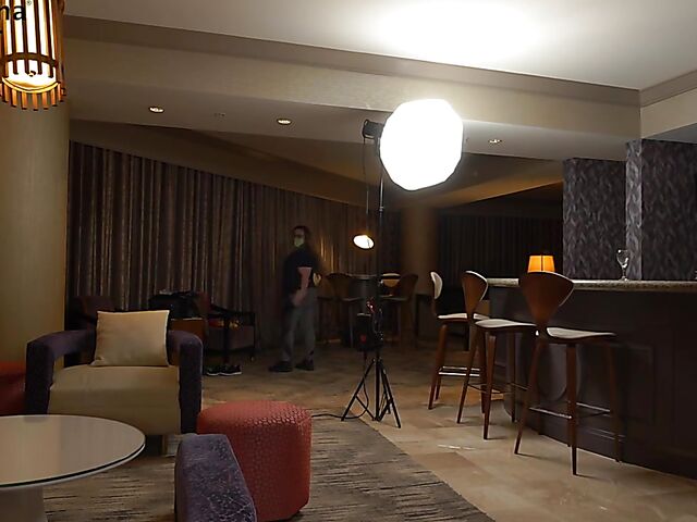 Behind porn shoot with natural pornstar Spencer Bradley