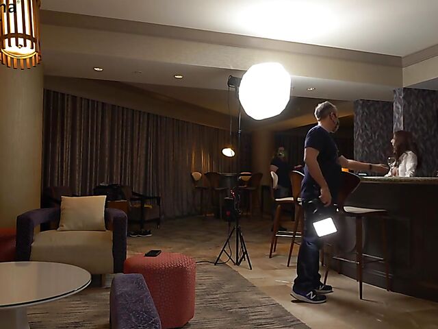 Behind porn shoot with natural pornstar Spencer Bradley