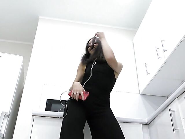 Strip dance and standing masturbation in the kitchen with Danaa