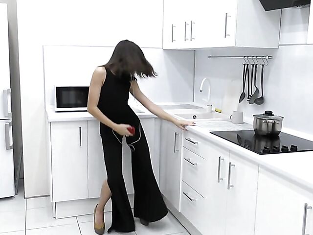 Strip dance and standing masturbation in the kitchen with Danaa