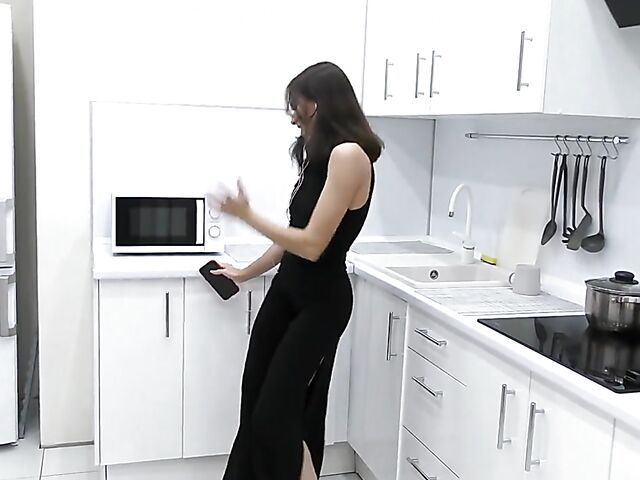 Strip dance and standing masturbation in the kitchen with Danaa