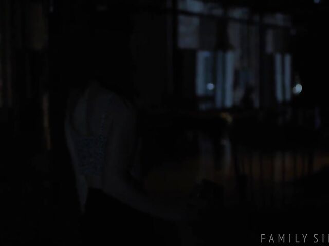 Pool table fuck in the dark with slim redhead Jane Rogers