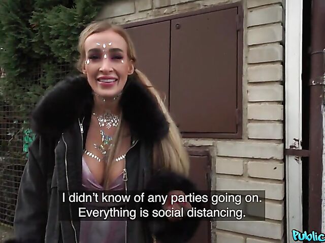 Sex for cash POV style with round tits princess Daisy Lee