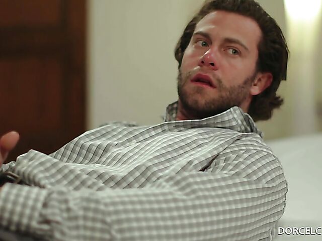 Hot night with busty latina Antonella LaSirena69