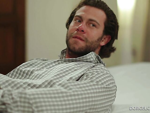 Hot night with busty latina Antonella LaSirena69