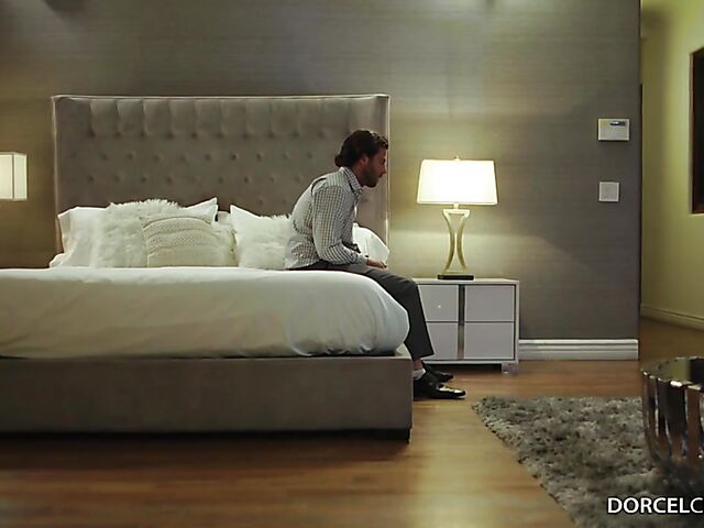 Hot night with busty latina Antonella LaSirena69