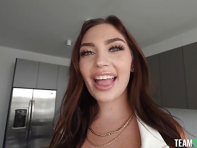 POV big ass babe Vivian Taylor gets some cock