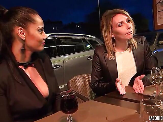 French foursome in Lyon with adventurous milfs Clelie and Emma