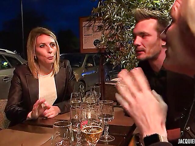 French foursome in Lyon with adventurous milfs Clelie and Emma