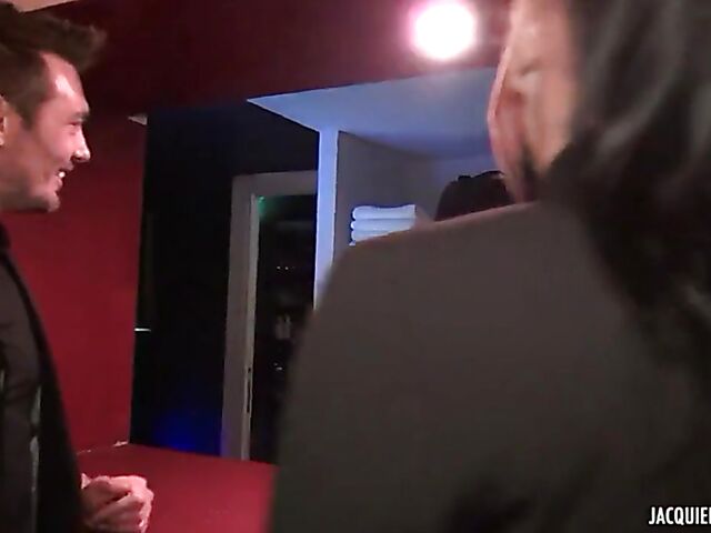 French foursome in Lyon with adventurous milfs Clelie and Emma