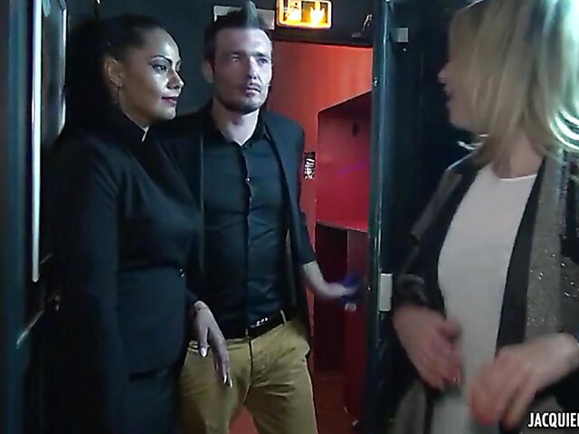 French foursome in Lyon with adventurous milfs Clelie and Emma