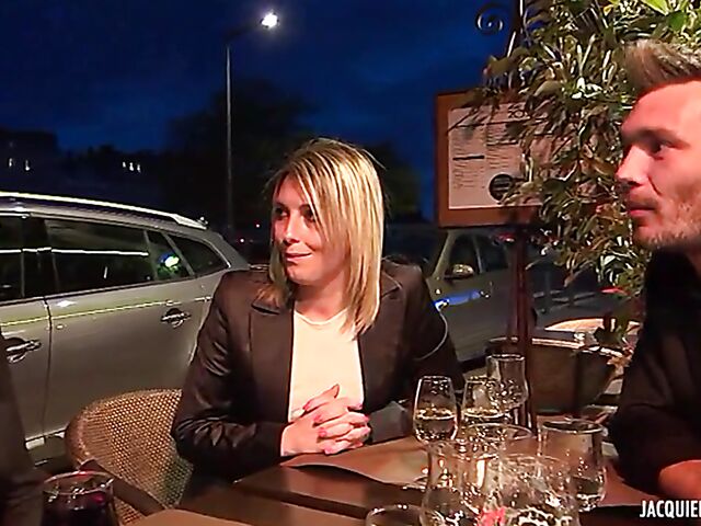 French foursome in Lyon with adventurous milfs Clelie and Emma