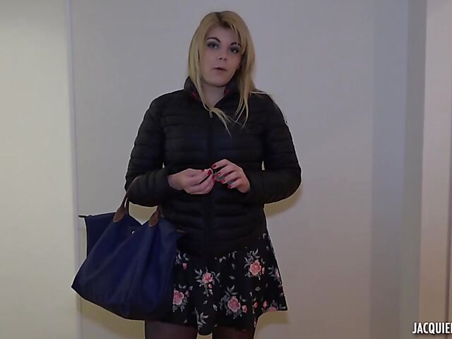 French DP in sexy stockings with easy-going Ines