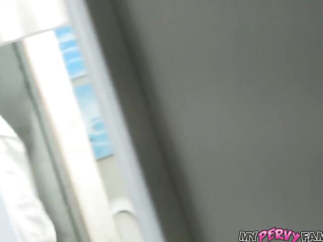 Bathroom POV pussy fucking after shower with still wet Scarlett Johnson