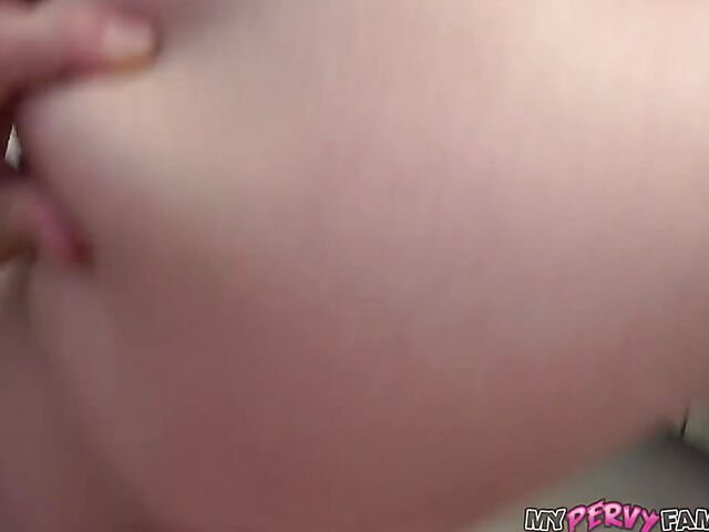 Bathroom POV pussy fucking after shower with still wet Scarlett Johnson