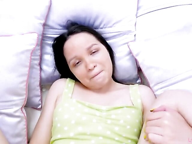 Cute teen casting POV with wannabe model Rosie Riches