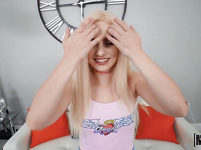 Blonde petite chick Aria Banks gets her pussy smashed