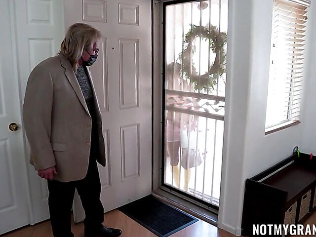 Zerella Skies' teen trimmed pussy for an older man