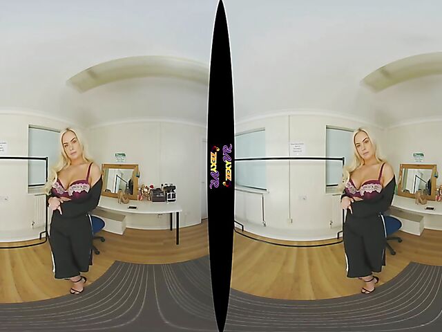 3D VR Big tits blonde striptease with Louise P