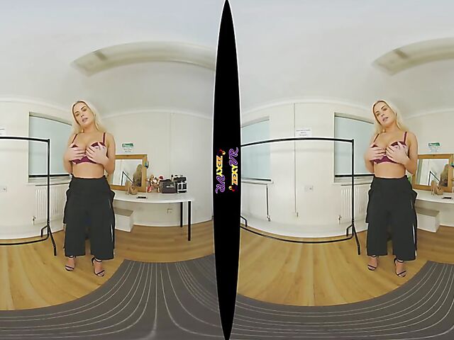 3D VR Big tits blonde striptease with Louise P